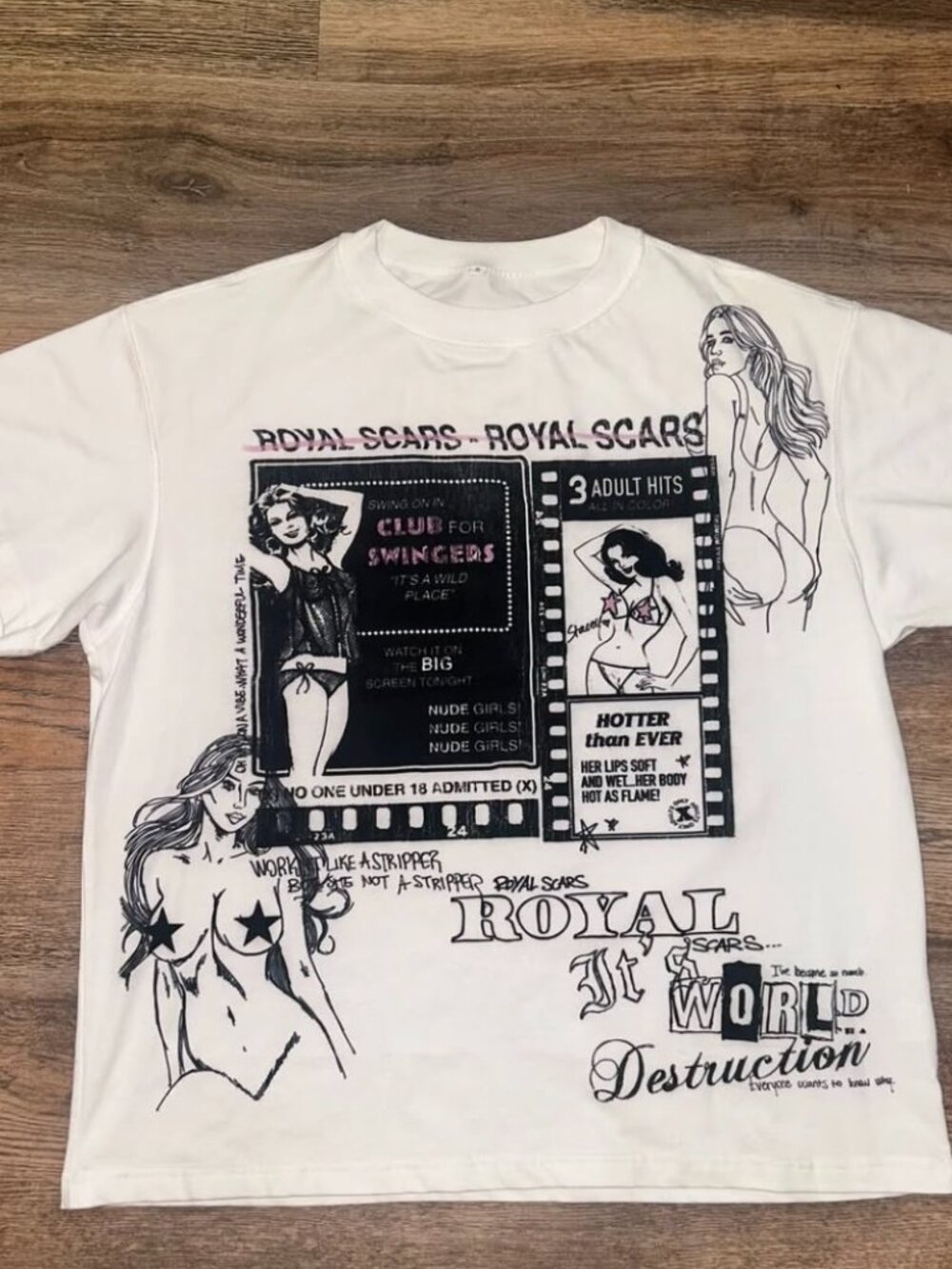 Royal Scars vintage style comic book print tshirt S